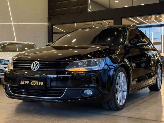 VOLKSWAGEN JETTA 2.0 COMFORTLINE FLEX 4P TIPTRONIC